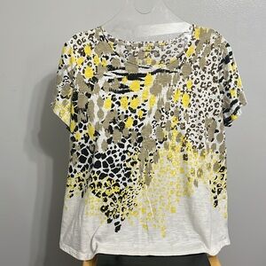 Free with purchase - Allison Daley Animal print short sleeve be tee shirt XL